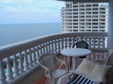 Park Beach Condo 3br 164sqm 1