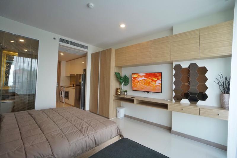 The Riviera Wongamat Beach br 28sqm 4