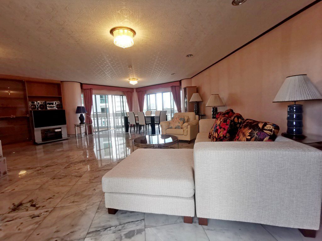 Silver Beach Condominium 3br 200sqm 6