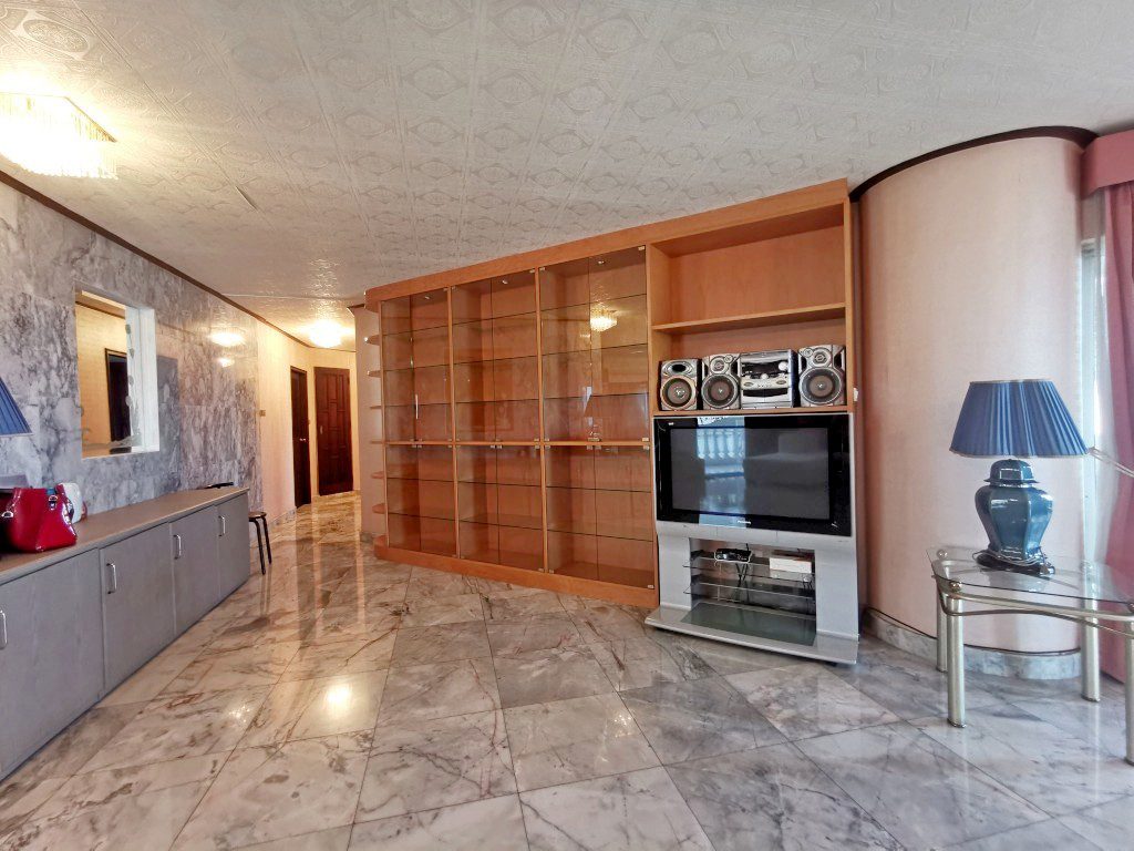 Silver Beach Condominium 3br 200sqm 8