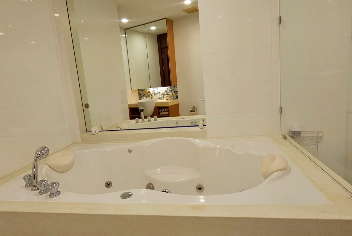 NKC25466_57 Ananya Beachfront Condominium 2br 153