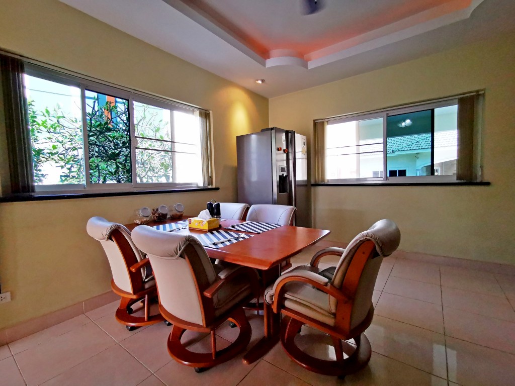 Без комплекса 2br 170sqm 12