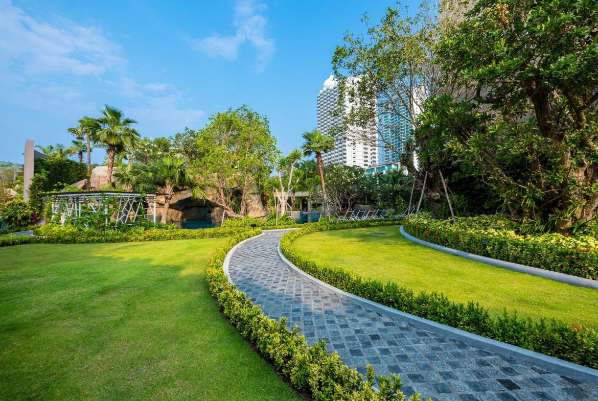 The Riviera Wongamat Beach 2br 85sqm 2