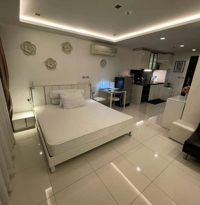 Wong Amat Tower 0br 40sqm 3