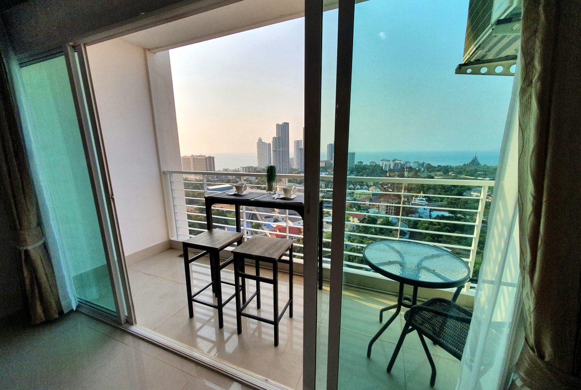 NPC25746_54 AD Hyatt Wongamat 2br 70sqm 20