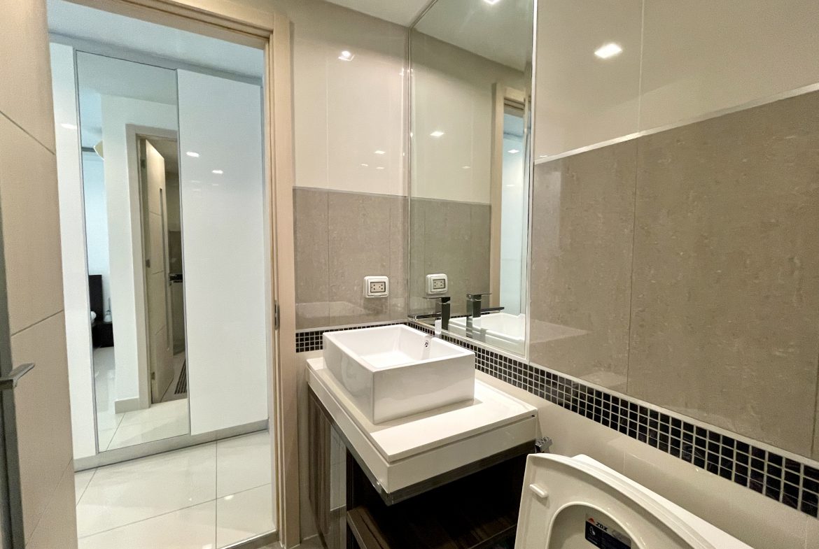 Wong Amat Tower 1br 67sqm 11