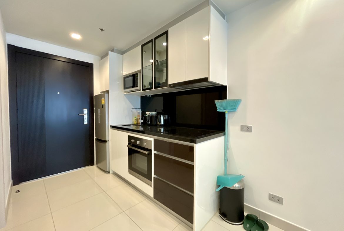 Wong Amat Tower 1br 67sqm 10