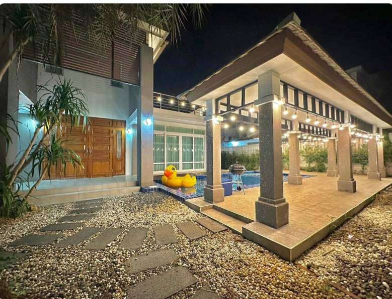 Sea Breeze Pool Villa 4br 300sqm 3