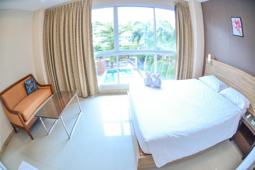 Tamnak Resort 23br sqm 17