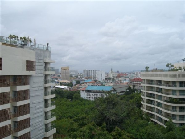 Park Royal 1 0br 40sqm 11