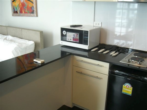 Park Royal 1 0br 40sqm 3