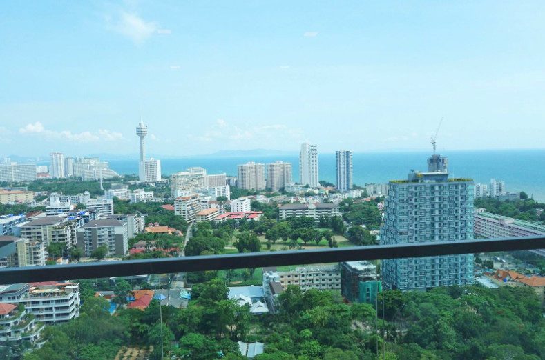 The Peak Towers 1br 45sqm 1
