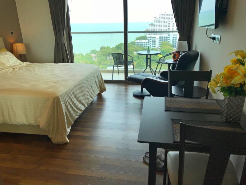 The Peak Towers 0br 32sqm 2