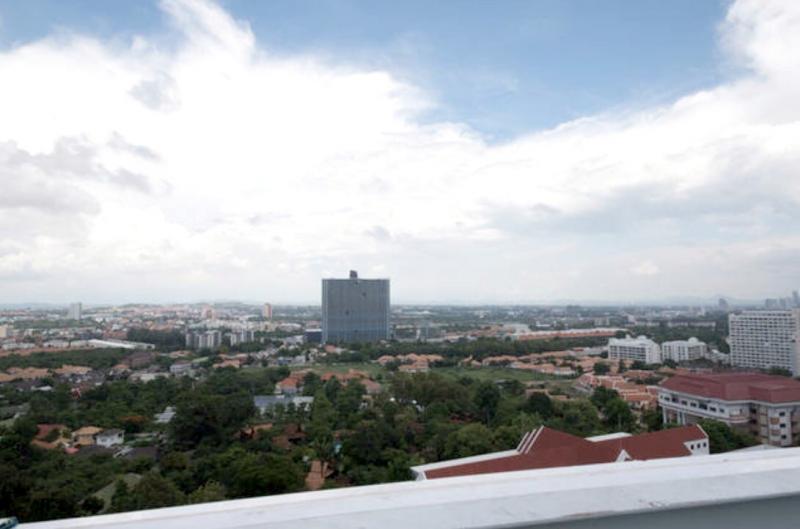 Treetops Pattaya 0br 27sqm 1