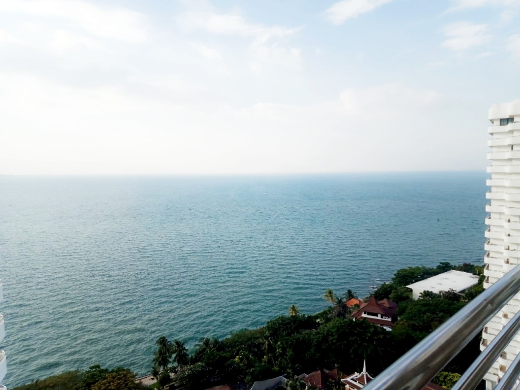 Royal Cliff Condominium 3br 192sqm 1