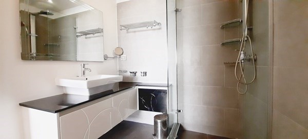 PTC23930_1 Tudor Court 2br 169