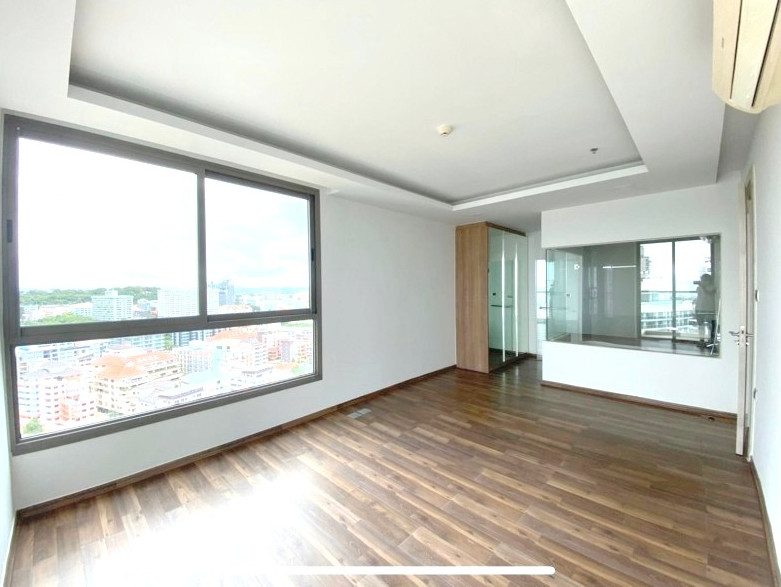 PTC24115_8 The Peak Towers 1br 67