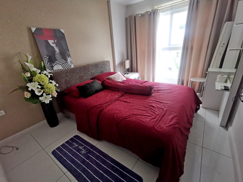 The Place Condominium 2br 68