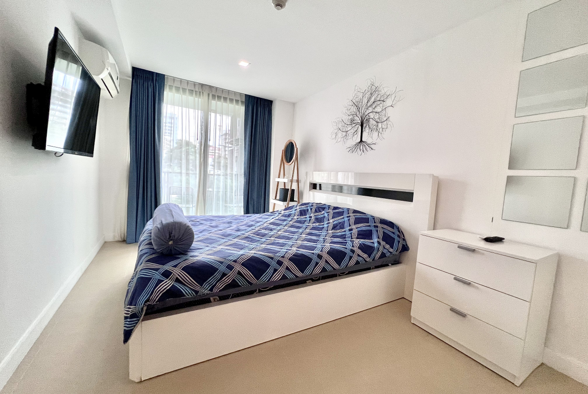 PTC24400_4 Aurora Pratumnak 1br 48