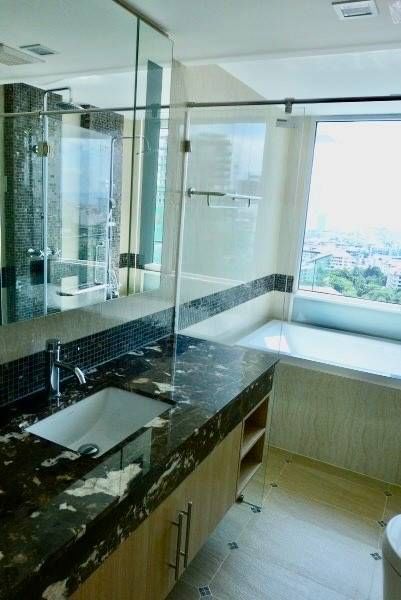 PTC24876_1 The Cliff Pattaya 1br 69