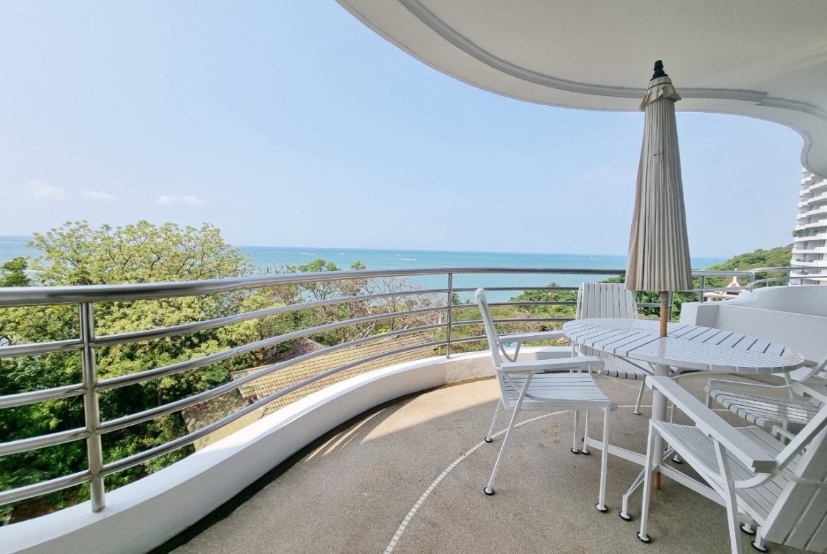 Royal Cliff Condominium 3br 267sqm 2