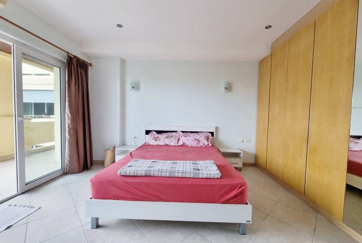 View Talay Residence 5 2br 184sqm 14