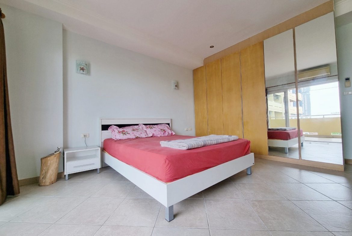 View Talay Residence 5 2br 184sqm 15