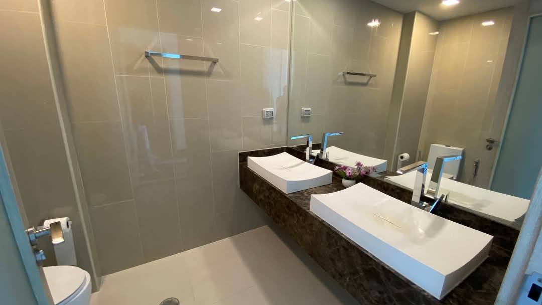 The Peak Towers 1br 43sqm 2