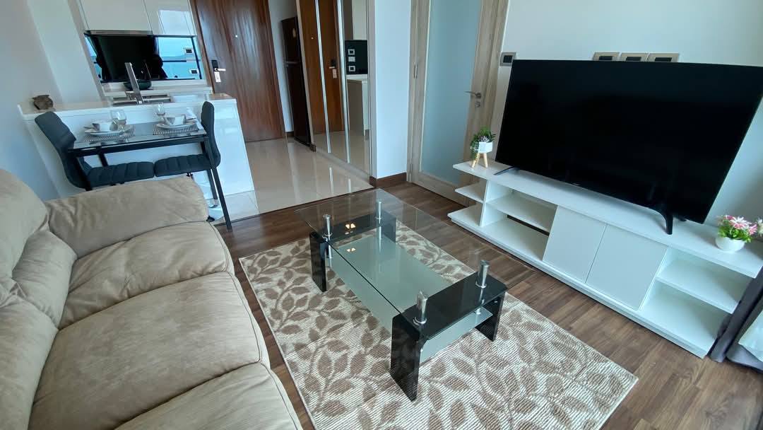 The Peak Towers 1br 43sqm 3