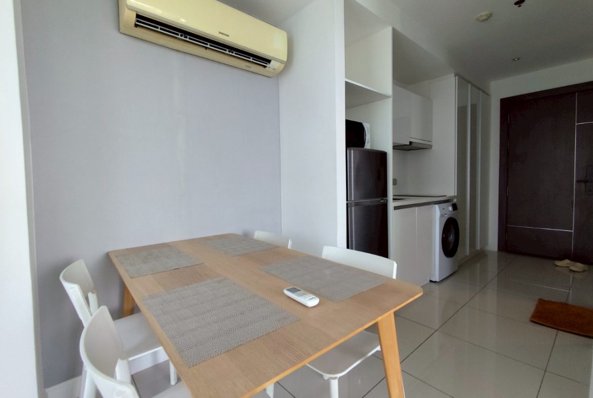 The Point Pratumnak 1br 45