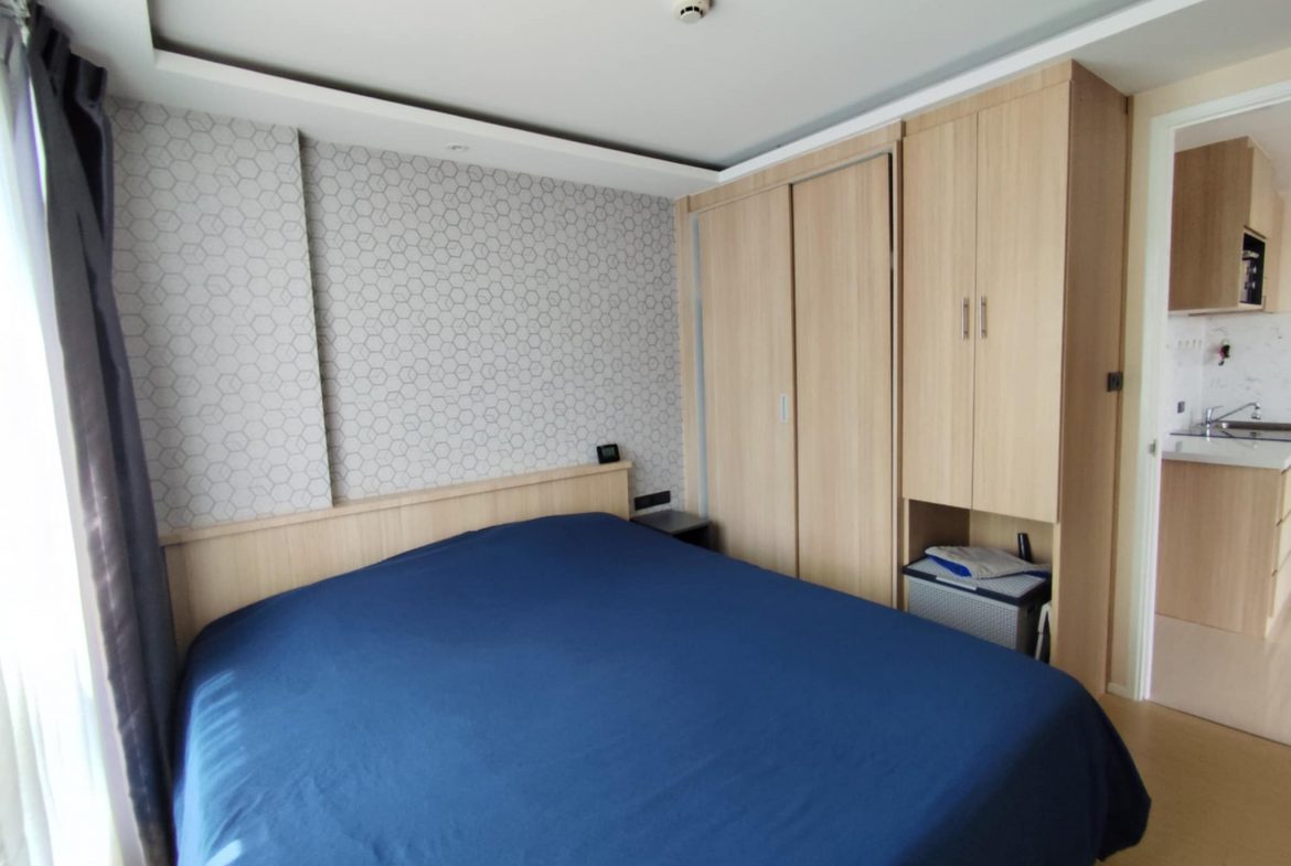 Estanan Condo Pattaya br 41