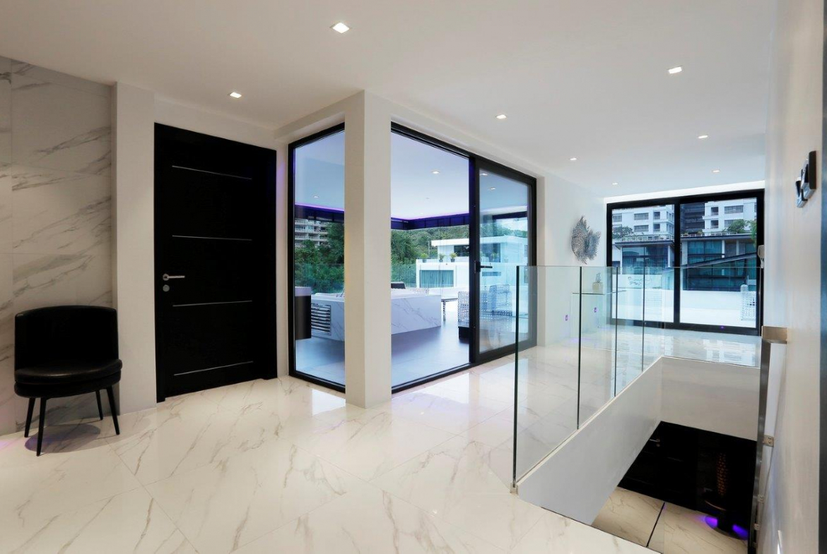 Без комплекса 6br 750sqm 16