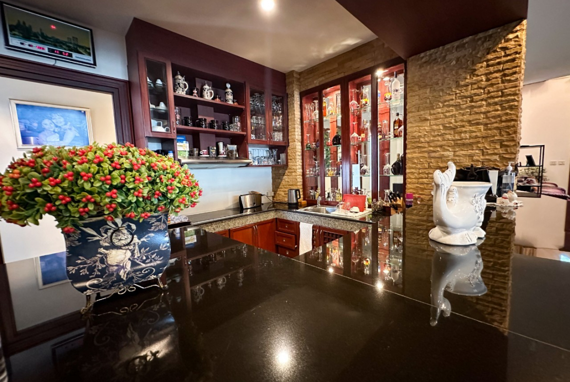 PTH24639_1 Без комплекса 10br 1712sqm 17