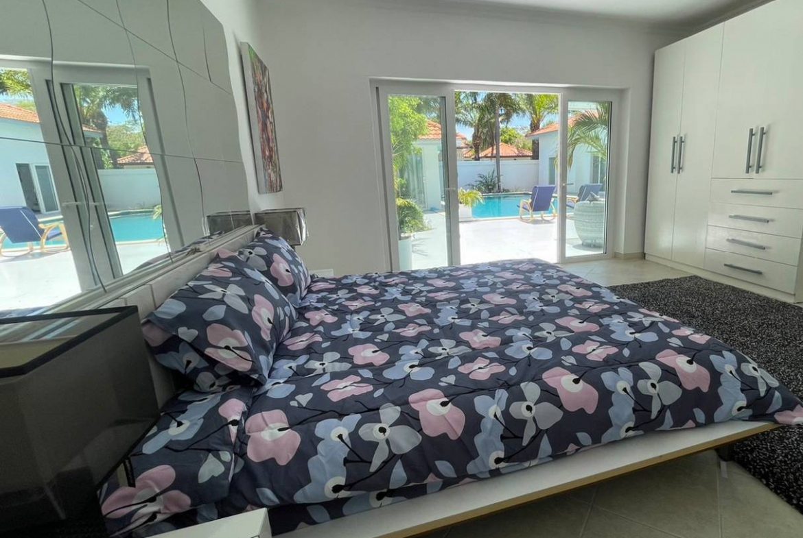 PTH24800_4 Majestic Residence 12br 780sqm 20