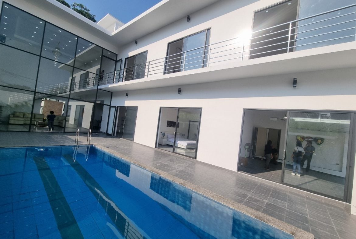 Без комплекса 6br 585sqm 3