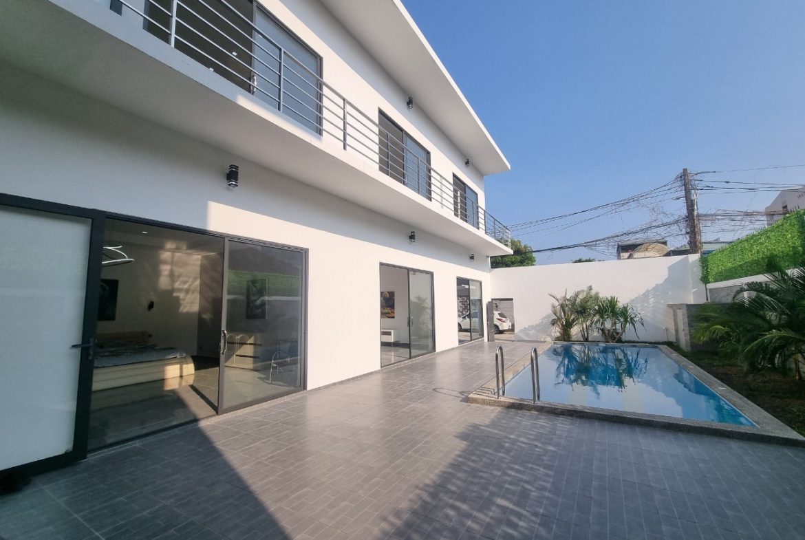 Без комплекса 6br 585sqm 4