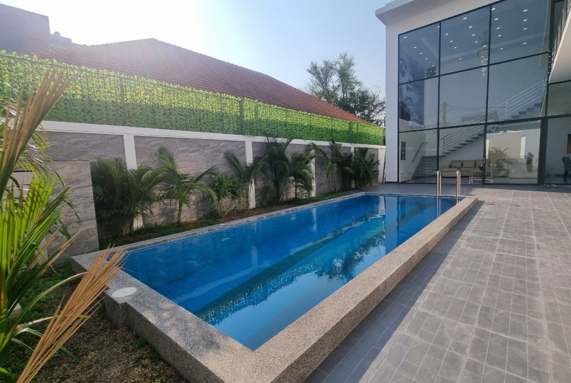 Без комплекса 6br 585sqm 5