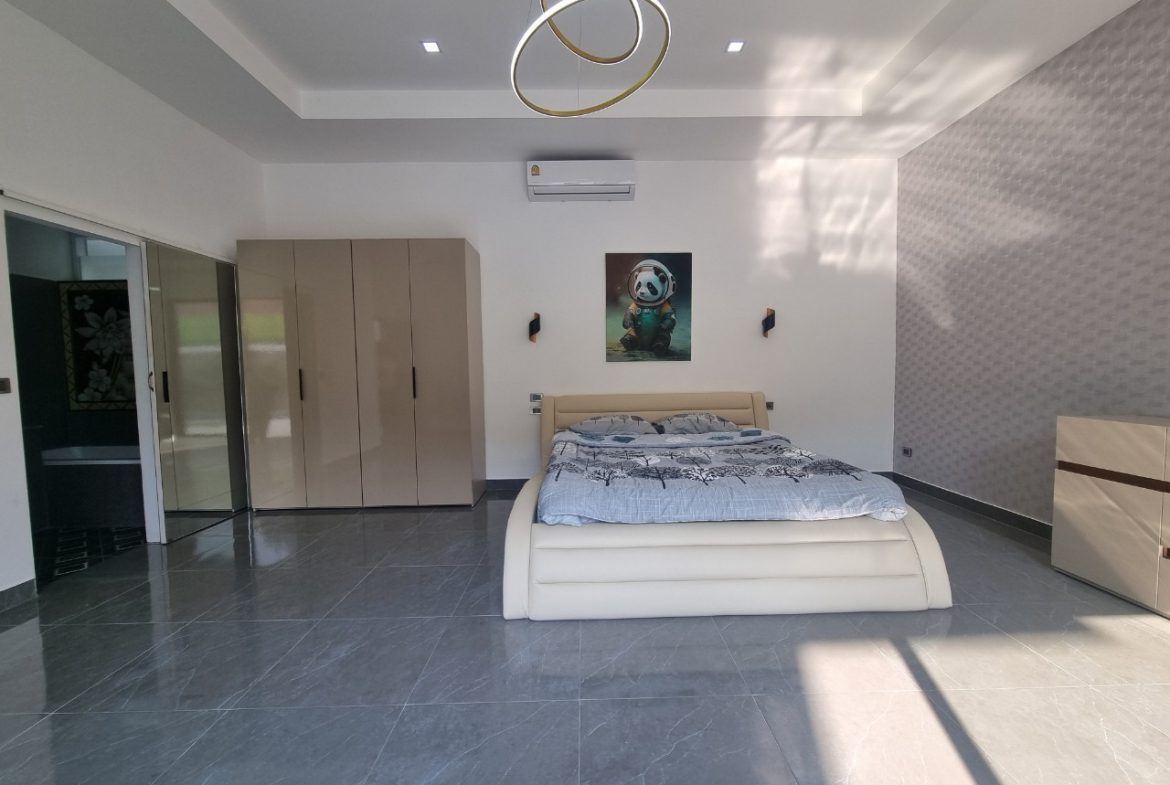 Без комплекса 6br 585sqm 19