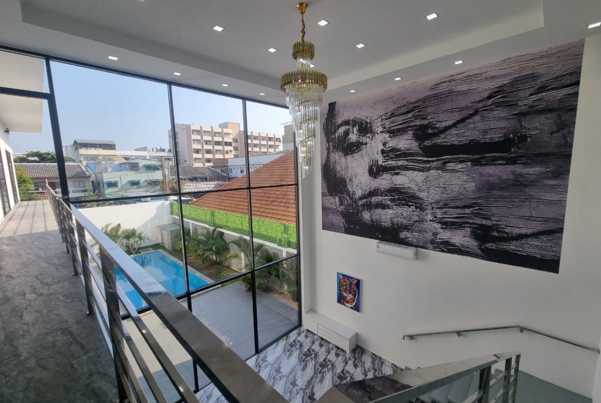 Без комплекса 6br 585sqm 10