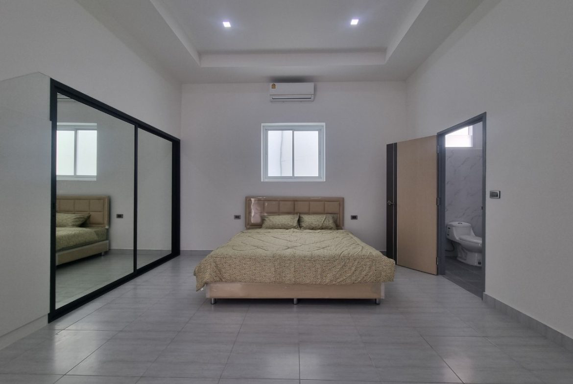 Без комплекса 6br 585sqm 13