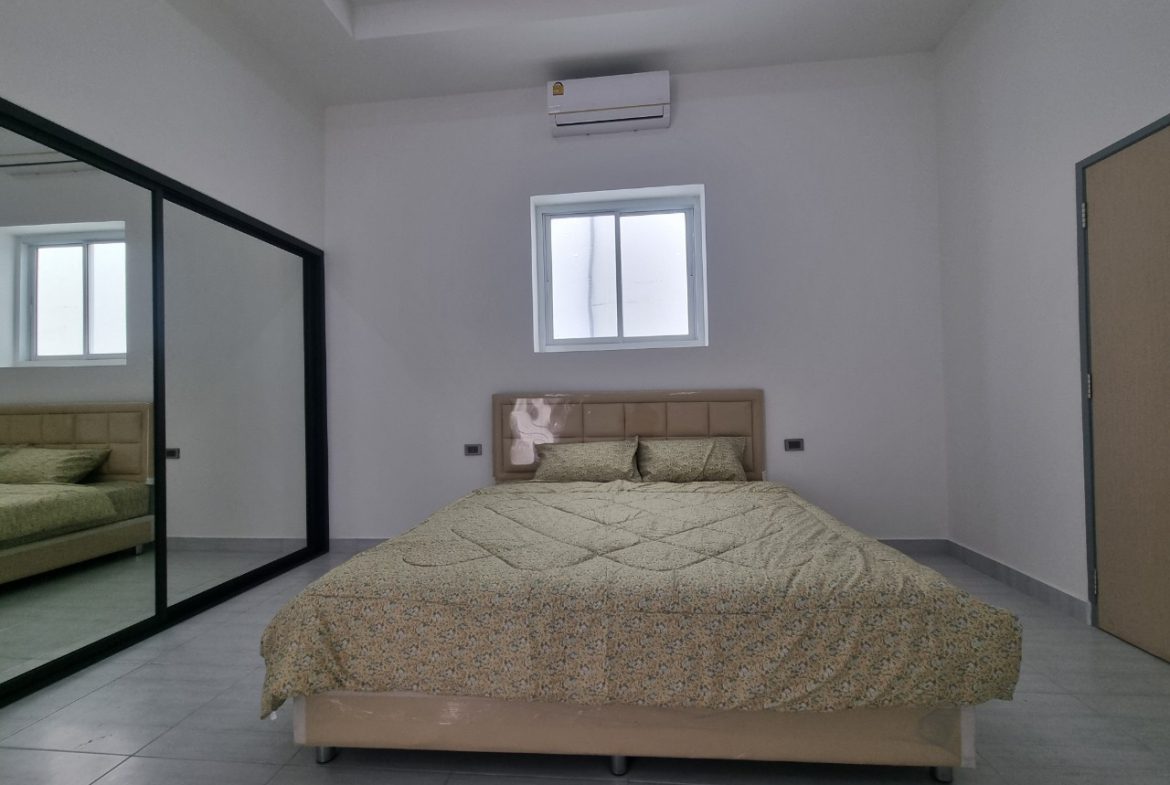 Без комплекса 6br 585sqm 14