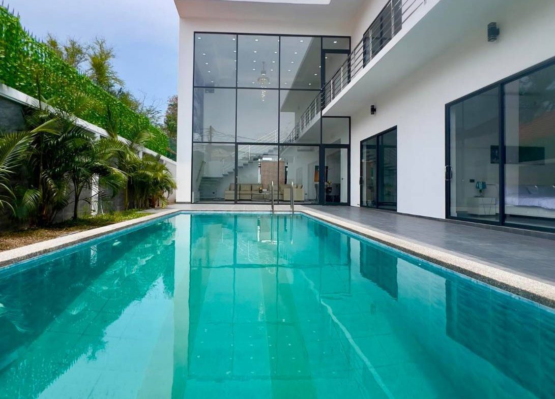 Без комплекса 6br 585sqm 1