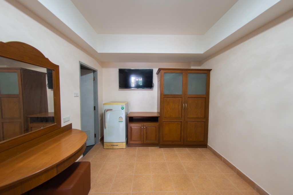 Без комплекса 12br 480sqm 19