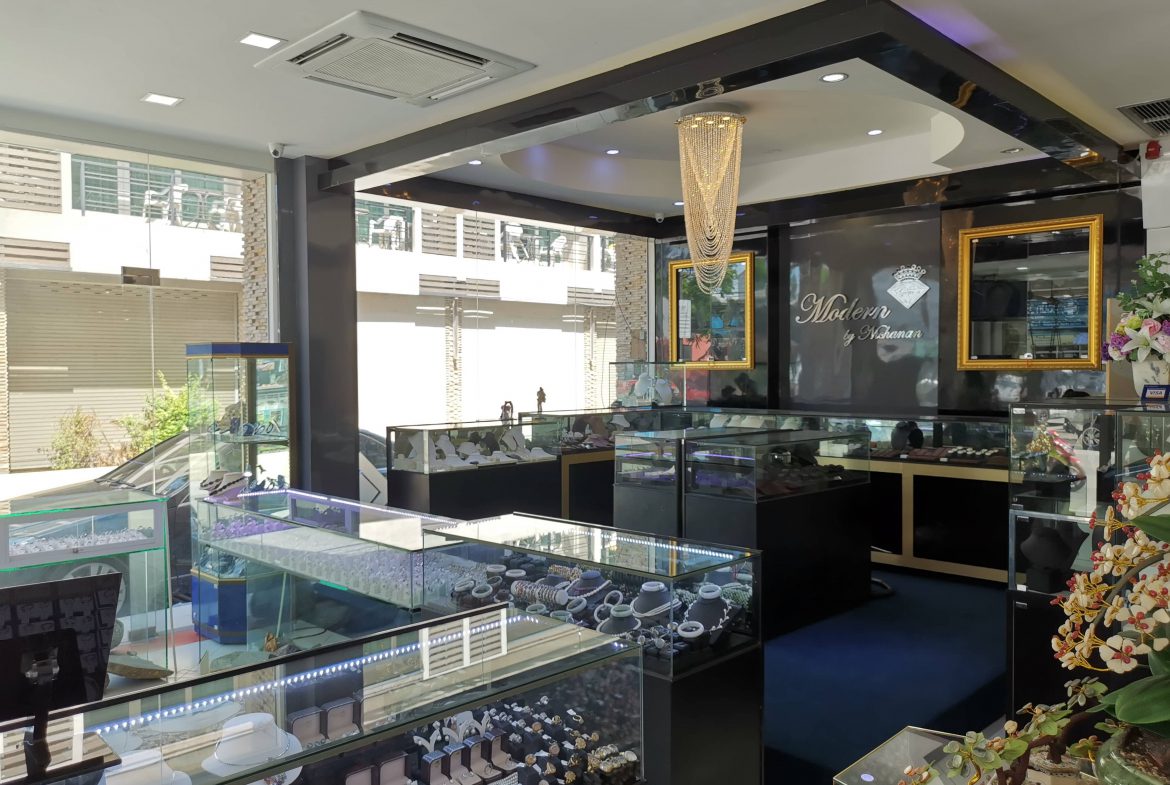 Без комплекса 9br 384sqm 12