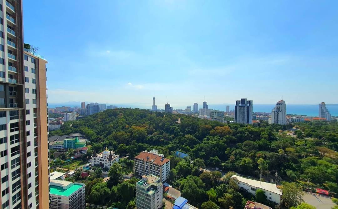 Unixx South Pattaya 2br 52