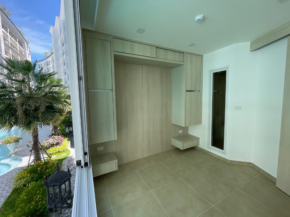 Olympus City Garden 1br 25