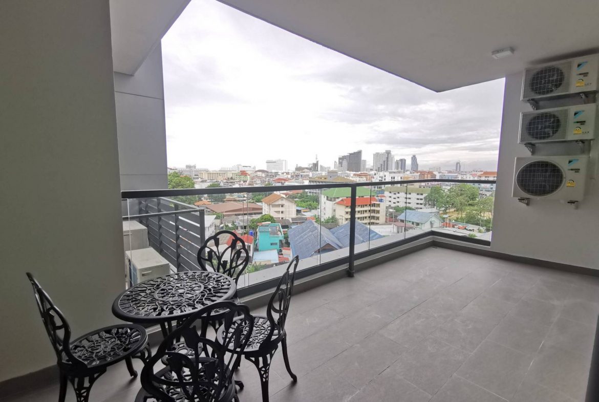 Arcadia Millennium Tower 2br 40