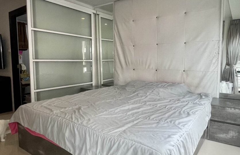 Deblue sky condo 1br 45sqm 11