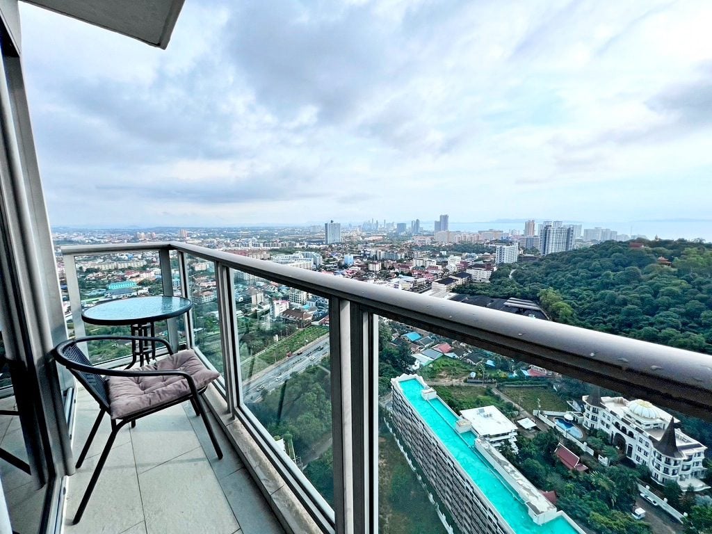 Unixx South Pattaya 2br 62sqm 1