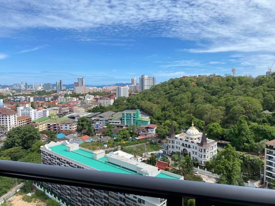 Unixx South Pattaya 2br 54sqm 14